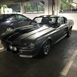 Meet your Posher, Colby